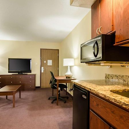 Comfort Inn Colby Esterno foto