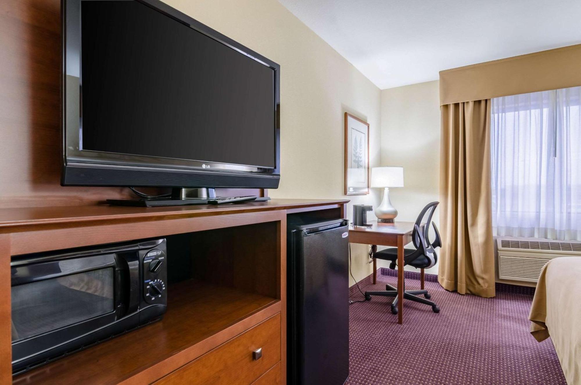 Comfort Inn Colby Esterno foto