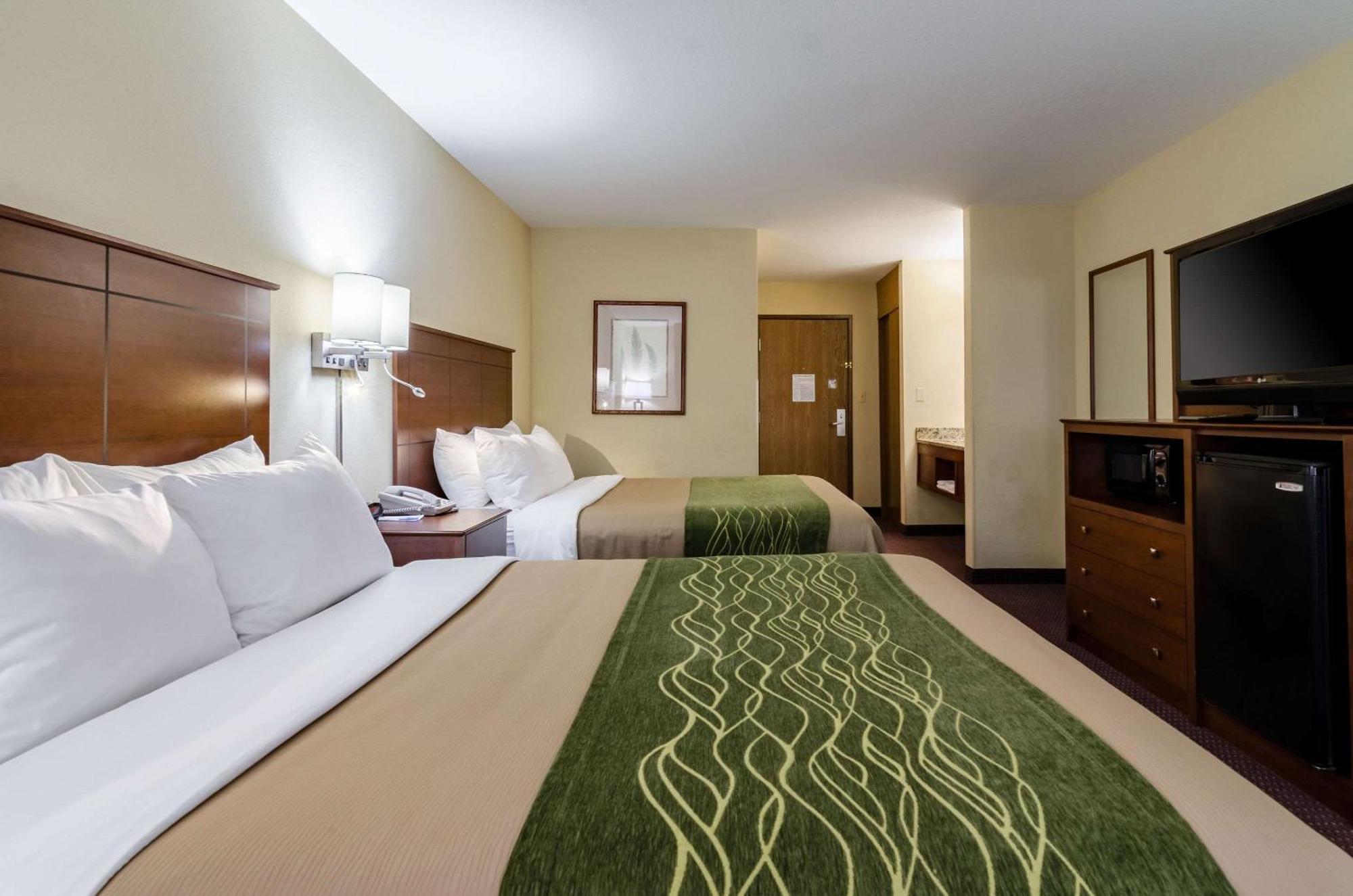 Comfort Inn Colby Esterno foto