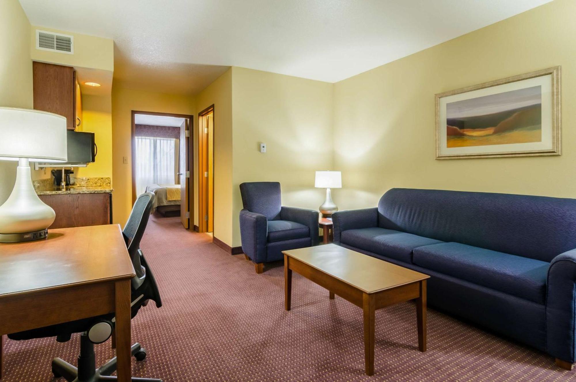 Comfort Inn Colby Esterno foto